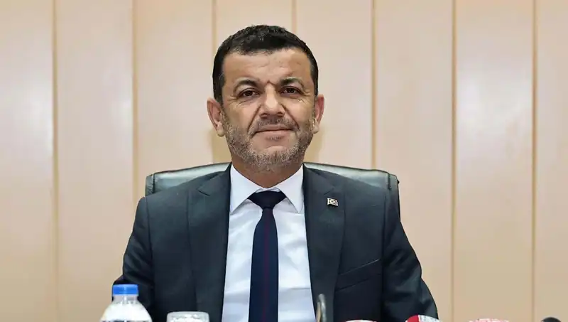 Bülent Nuri Çavuşoğlu: CHP Kurultayı'nın Divan Başkanı ve Hayatı