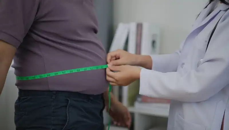 24 Yaşındaki Genç, İki Besini Bırakıp 47 Kilo Verdi!