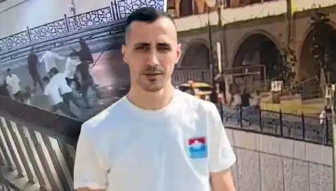 Taksim Meydanı'nda Kan Donduran Cinayet: Altı Kişi Saldırdı!