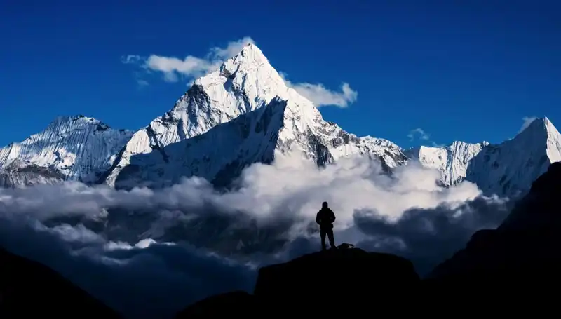 Everest Dağı'nda Bir İlk: Tırmanış Deneyiminde Revolüsyon