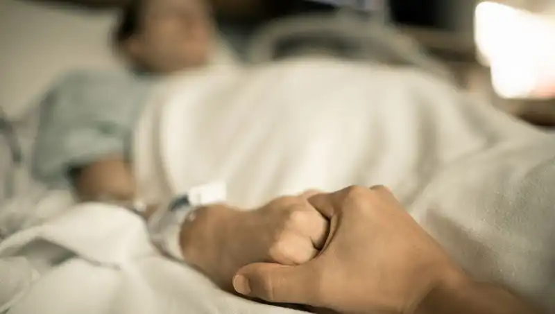 Sessiz İlerleyen Tehlike: Belirti Vermeden Yayılabilen 5 Kanser Türü