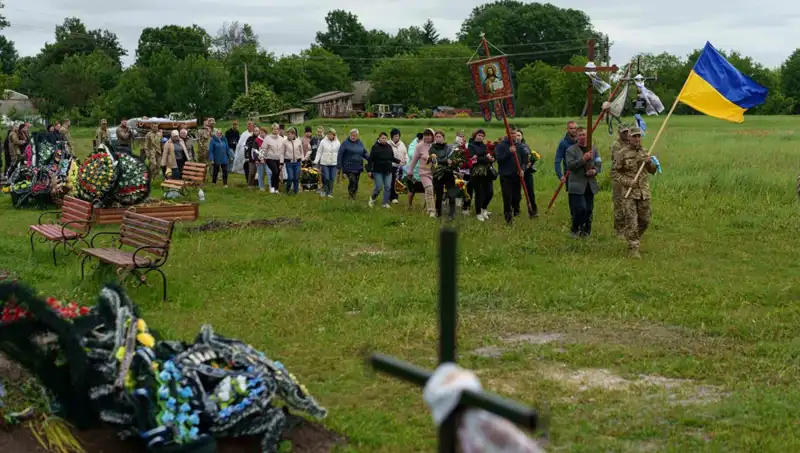 İngiliz Asker Ukrayna’da Savaşırken Hayatını Kaybetti, Aileleri Derin Bir Kayıp Yaşıyor