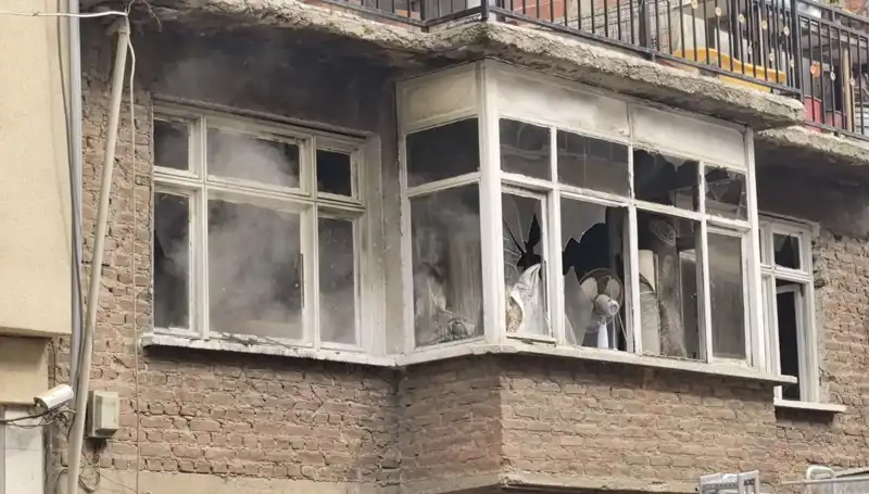 Bursa'da İki Katlı Ev Yangında Kullanılamaz Hale Geldi
