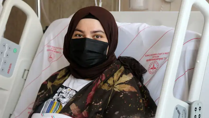 Bitki Çaylarının Zararları: Karaciğer Nakli İle Hayata Dönüş