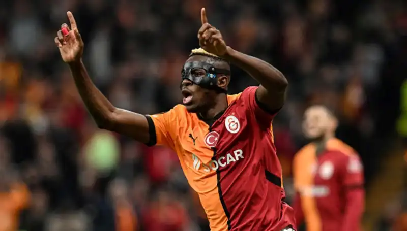 Osimhen, Al-Hilal'i Reddederek Yeni Takımını Duyurdu