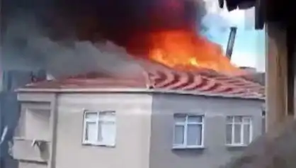 Bağcılar'da 5 Katlı Bina Alev Alev: Yangının Sebebi Henüz Belirsiz