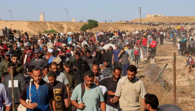 Gazze'de İnsani Yardım Bekleyenlere Ateş: 15 Filistinli Hayatını Kaybetti