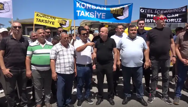 Belek Taksicileri Kontak Kapatınca Turizmde Kriz Ortaya Çıktı