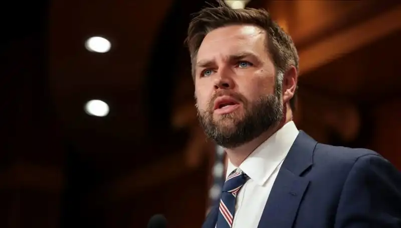 JD Vance: Zelenski ile Görüşerek Gündeme Gelen Merak Edilen İsim