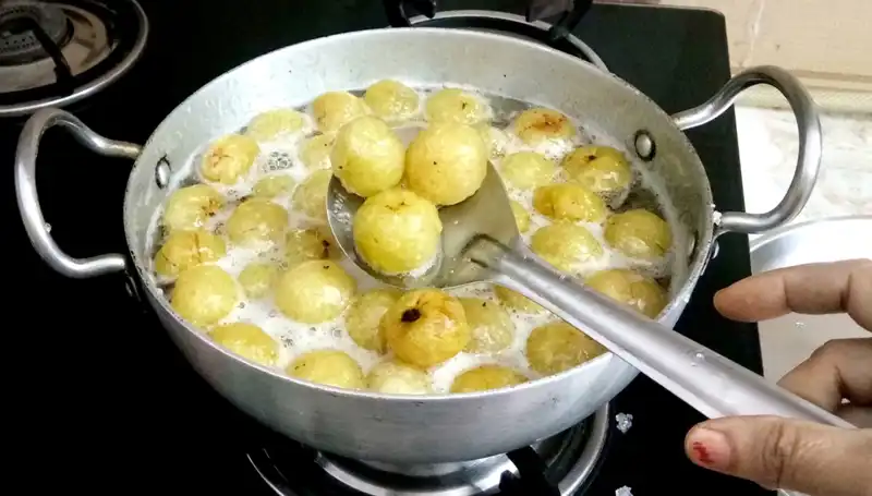 C Vitamini Sentezini Artırmanın Kolay Yolu: Aç Karnına Bir Bardak Mucize!