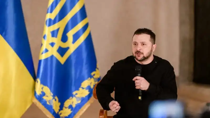Zelenski'den Moskova'ya Barış Çağrısı: Kiev Bombaları Kaldırılsın!
