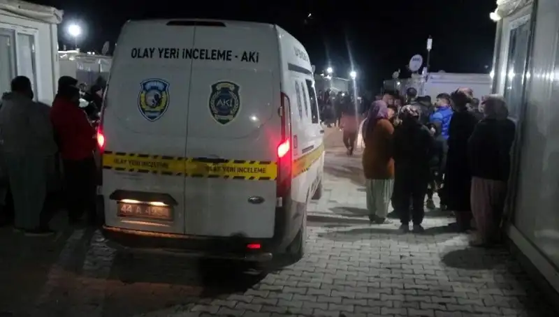 Geleneksel Husumetlerin Sonucu: Sokağa Taşan Kavga ve Kanlı Anlar
