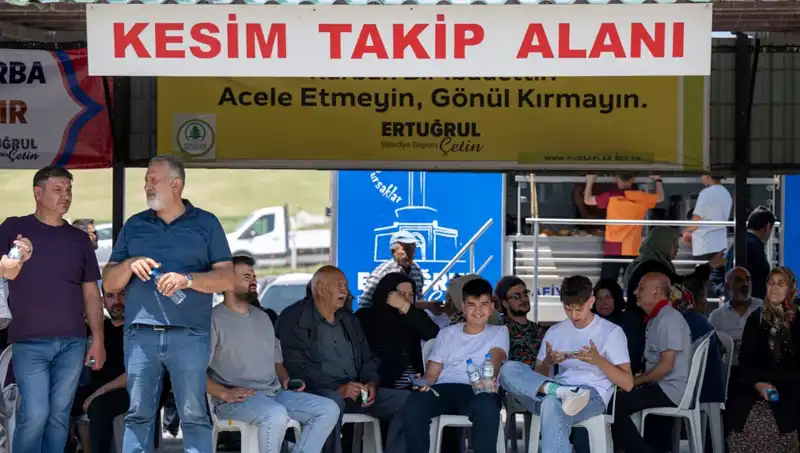 Ankara Kurban Pazarlarında Bayram Coşkusu: Hareketlilik Zirveye Ulaştı