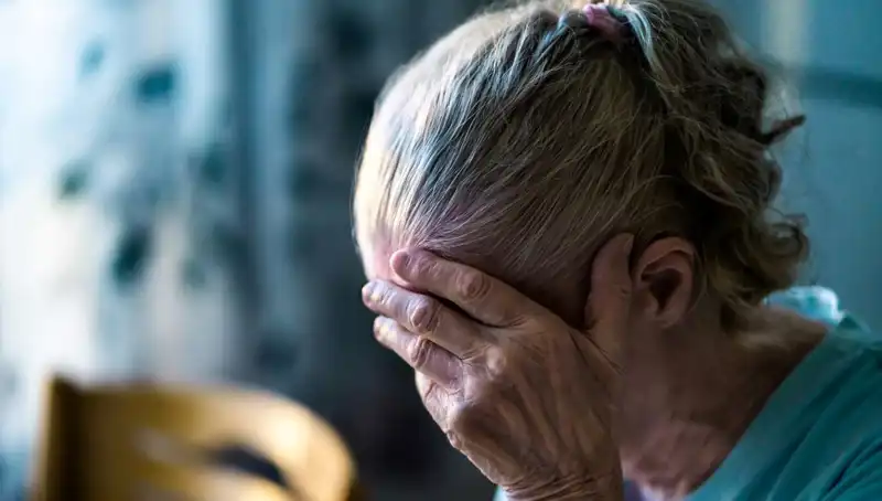 Alzheimer Riskini Artıran Alışkanlıklar: Nöroloji Uzmanından Önemli Açıklamalar
