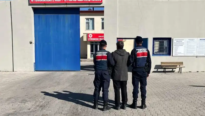 10 Yıl Hapis Cezasıyla Aranan Şahıs Lokasyonda Yakalandı