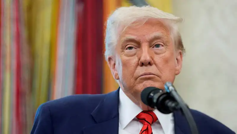 Trump, G7 Zirvesini Terk Ederek Beyaz Saray’a Dönüş Yaptı