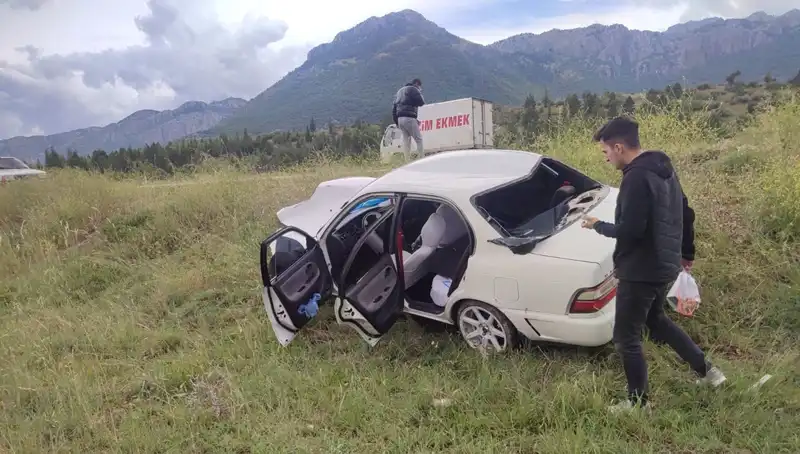 Seydişehir'de Trafik Kazası: Yoldan Çıkan Araç Dehşet Saçtı