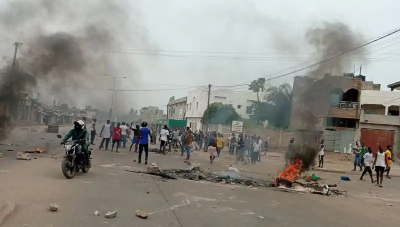 Togo'da Protestolar Sırasında Nehirlerde Bulunan 7 Ceset Şoku