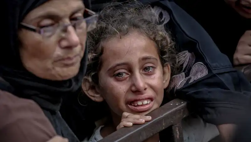 Gazze'de Açlık Krizi: Bir Askerin Görüntüleri İle Sarsan Gerçek