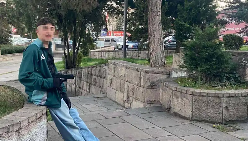 Yol verme kavgası sonrasında korkunç cinayet: Üç kardeş ve babaları tutuklandı!