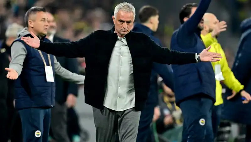 Mourinho'ya Tepki: Futbol Dünyasında Modası Geçmiş Bir İsim mi?