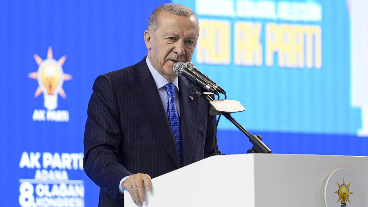 Erdoğan'dan Özel'e sert tepki: Esenyurt'tan, Beşiktaş'tan haberin yoksa sen bu işi bırak!