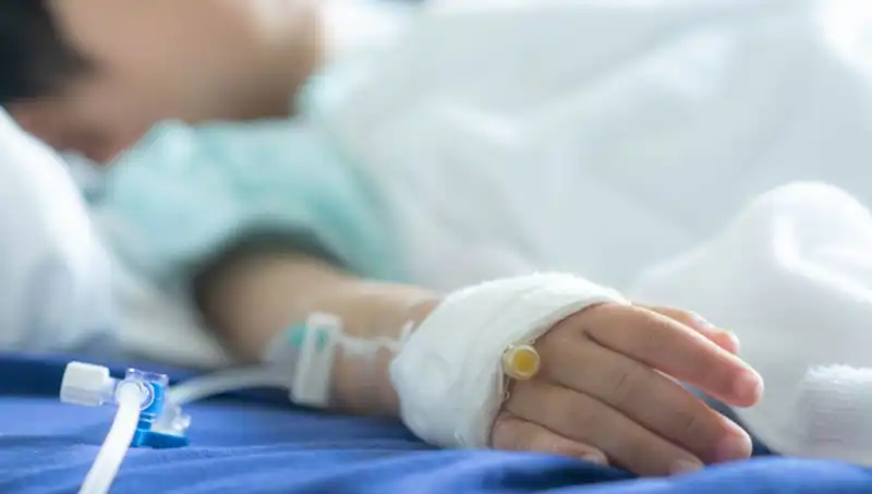 7 Yaşındaki Çocuk, Mıknatıs Yutarak Hayatını Tehlikeye Attı