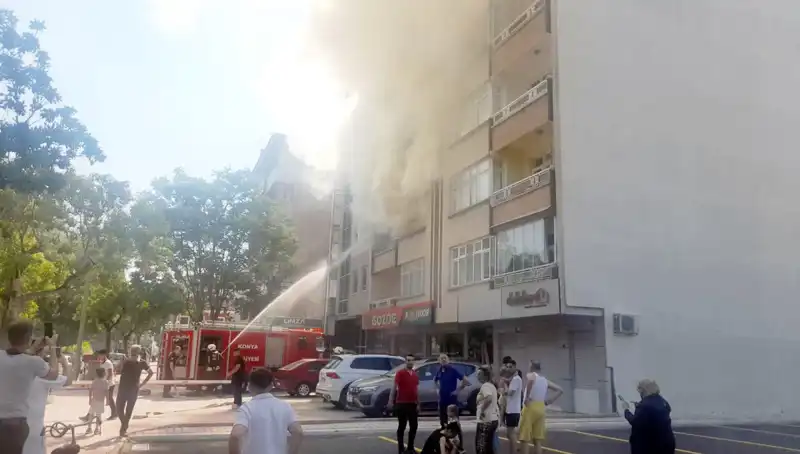Yangın İhbarı Sonrası Hastaneye Kaldırılanlar Hayat Mücadelesi Veriyor
