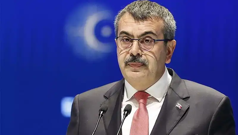 Bayramda Öğretmenlere Uzaktan Eğitim Fırsatı: Bakan Tekin'den Açıklama