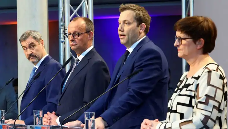 Almanya'da Koalisyon Onayı: SPD, CDU/CSU İle GroKo'ya Adım Attı
