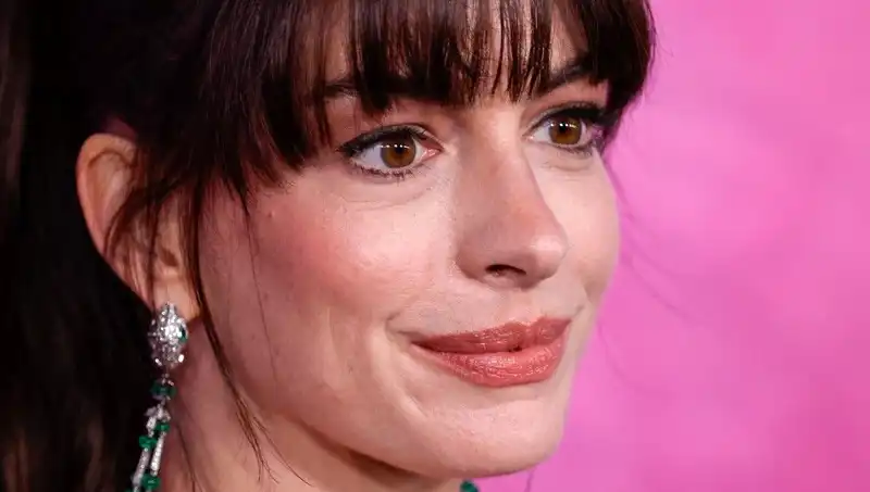 Hollywood'un Şok Edici Estetik Trendleri: Ölü İnsan Derisi Enjeksiyonu